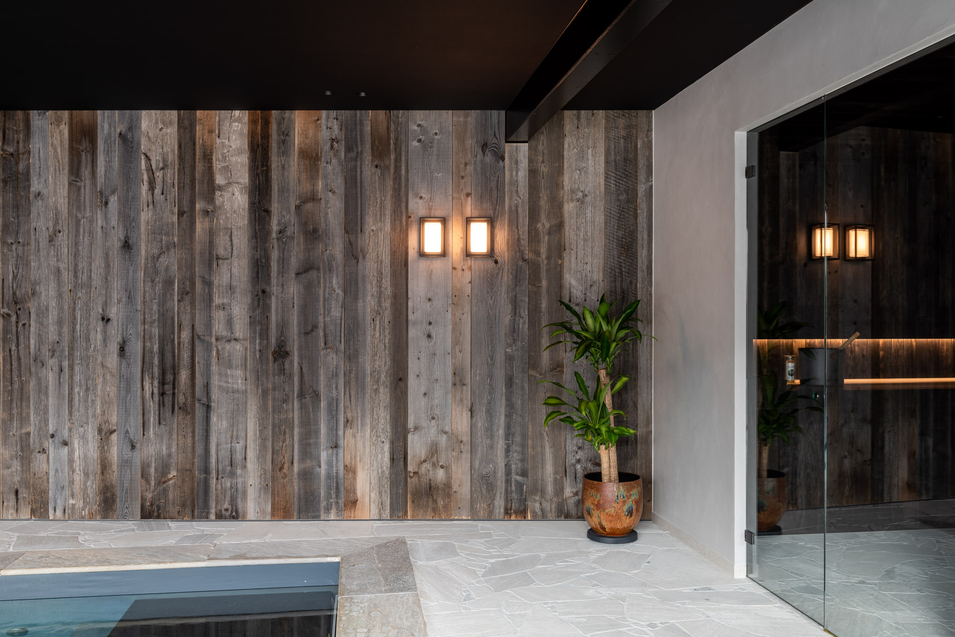 Vernieuwde priv&eacute; wellness Herenhuis
