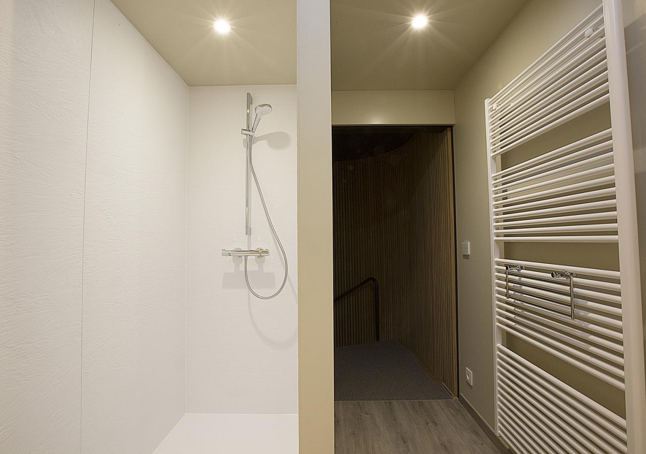 Shower Cachet bnb Herenhuis Izegem